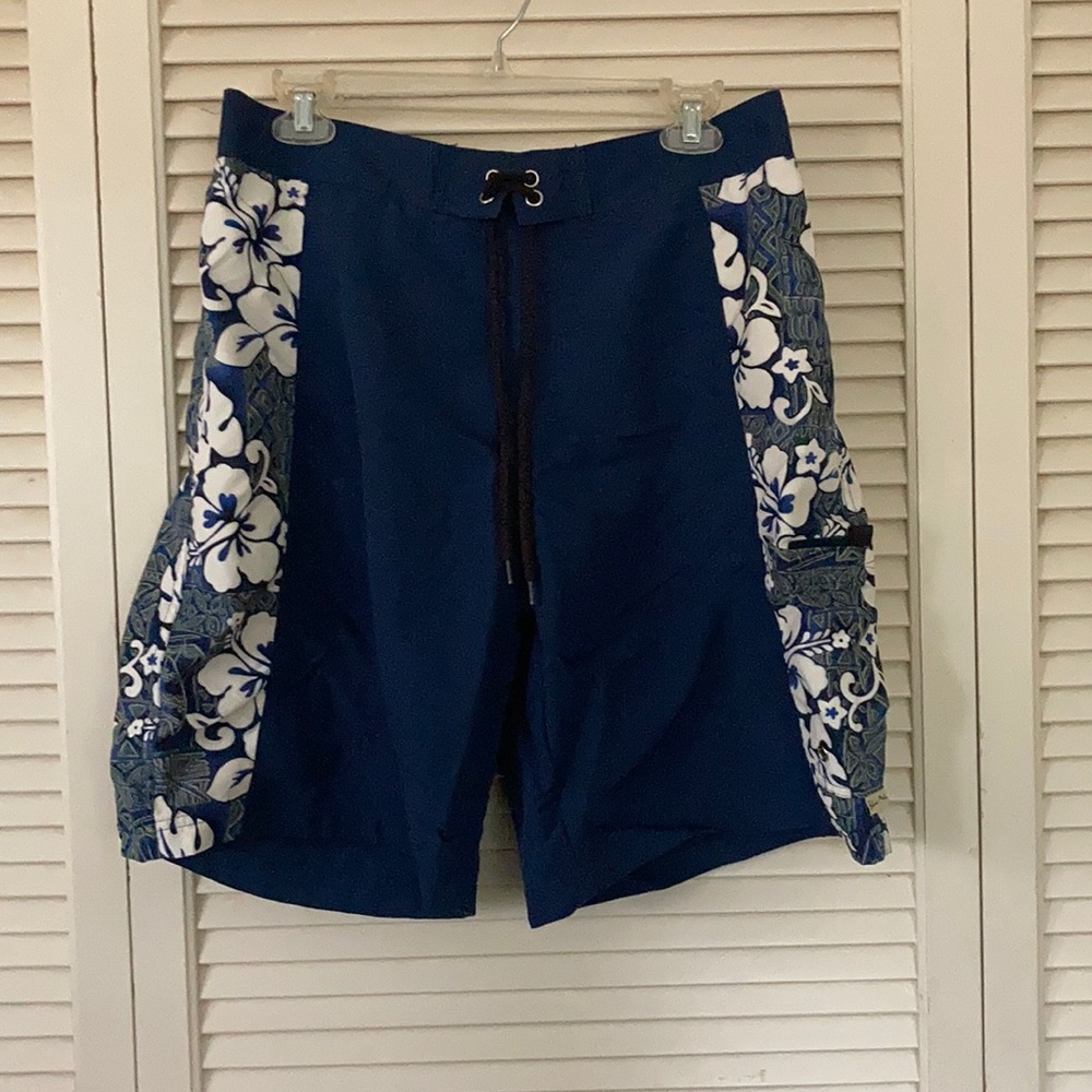 Men’s Blue Marila swim trunks with pocket